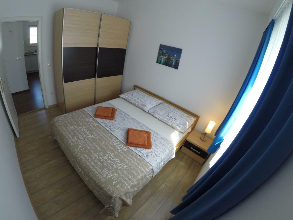 Apartment Olic Рогозница Экстерьер фото